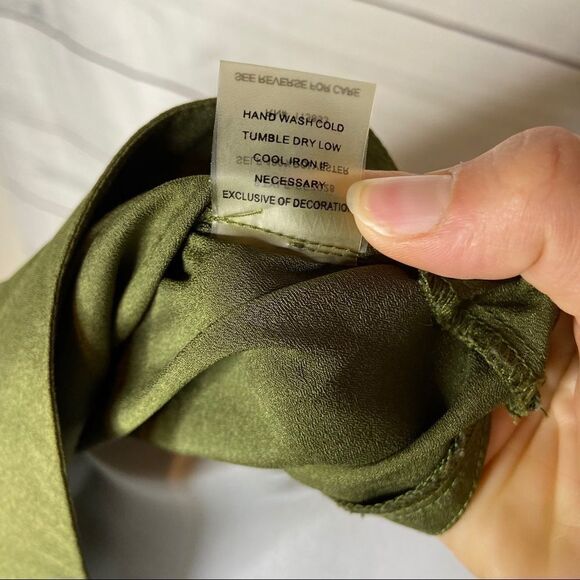 41 Hawthorn Stitch Fix olive popover small - Picture 8 of 8